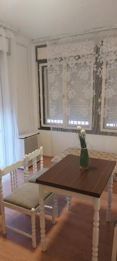 Bluebird Apartman 잘라카로쉬 외부 사진